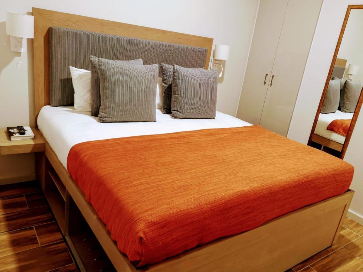 Urban Oasis Aparthotel Кейптаун Екстериор снимка